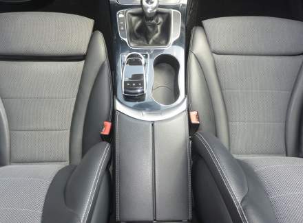 Mercedes-Benz - C-class