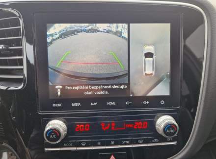 Mitsubishi - Outlander