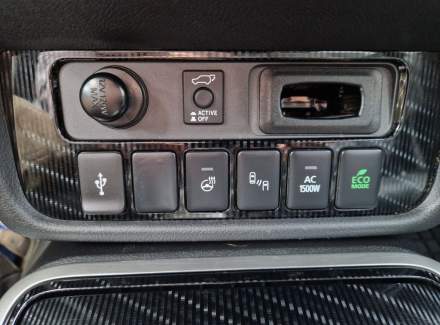 Mitsubishi - Outlander