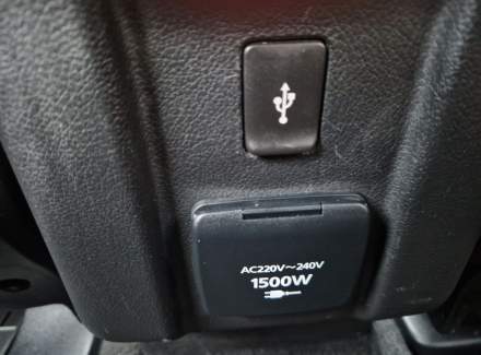 Mitsubishi - Outlander