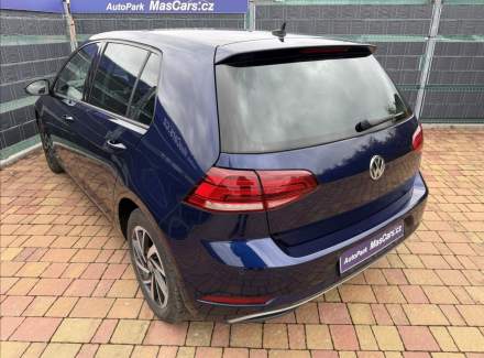 Volkswagen - Golf