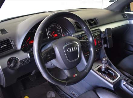 Audi - A4