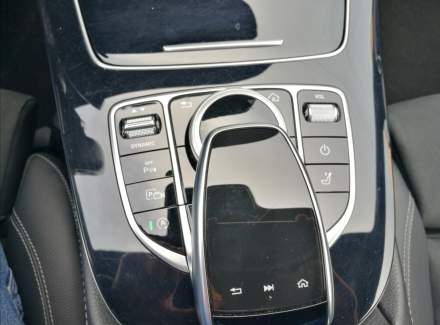 Mercedes-Benz - E-class