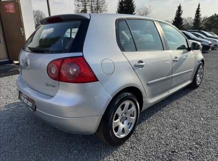 Volkswagen - Golf