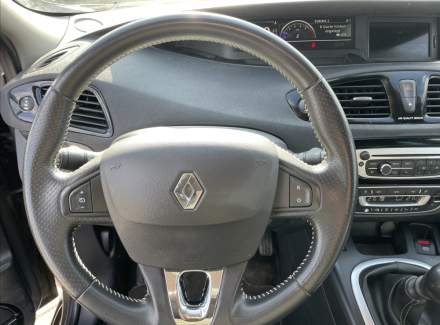 Renault - Scenic