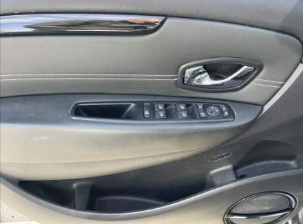 Renault - Scenic