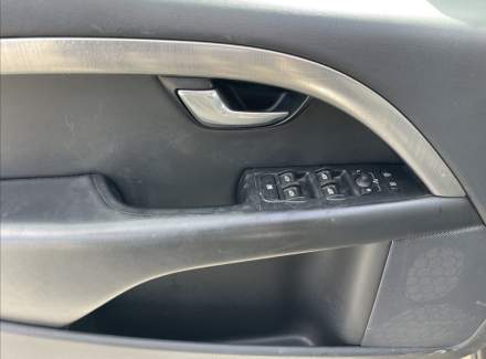 Volvo - V70