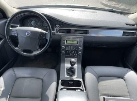 Volvo - V70