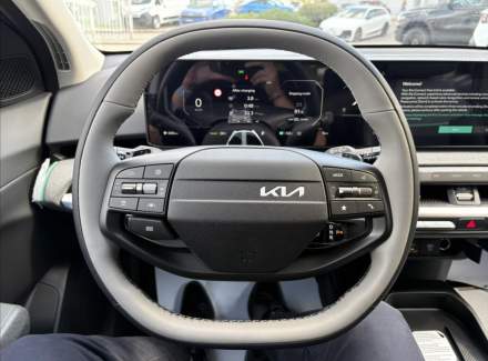 Kia - Avella