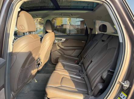Audi - Q7