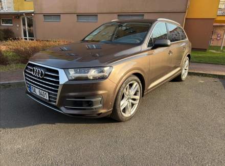 Audi - Q7