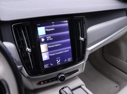 Volvo - V90