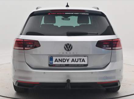 Volkswagen - Passat