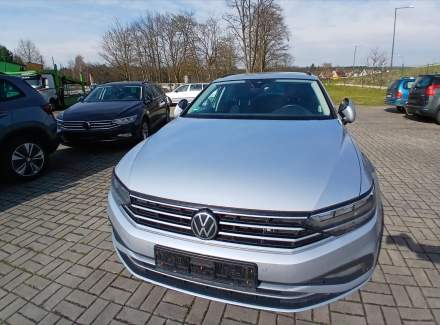 Volkswagen - Passat