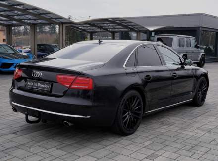 Audi - A8