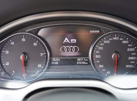 Audi - A8