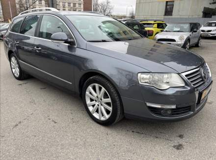 Volkswagen - Passat