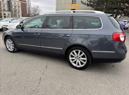 Volkswagen - Passat