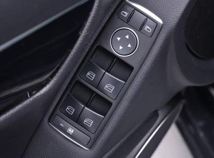 Mercedes-Benz - C-class