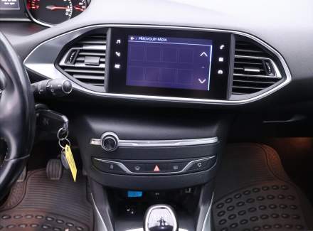 Peugeot - 308