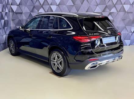 Mercedes-Benz - GLC