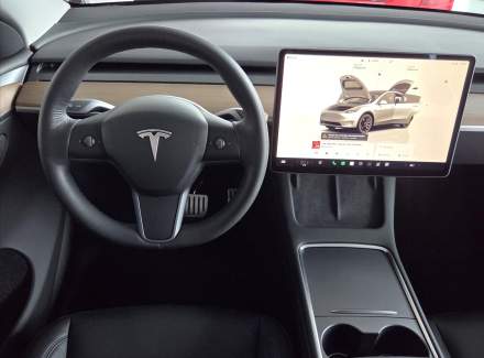 Tesla - Model Y