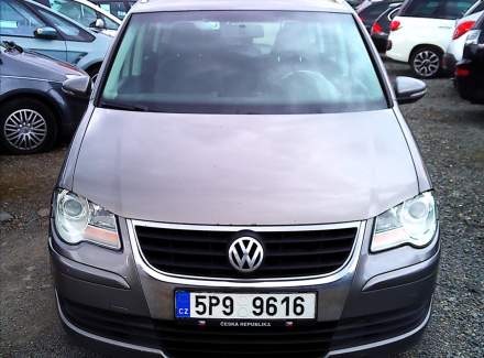 Volkswagen - Touran