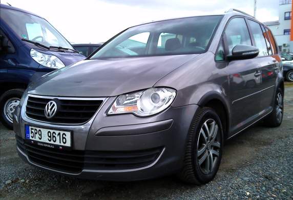 Volkswagen - Touran