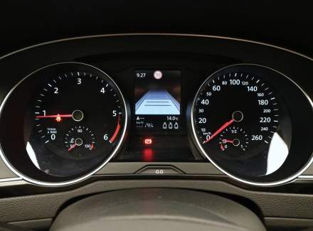 Volkswagen - Passat