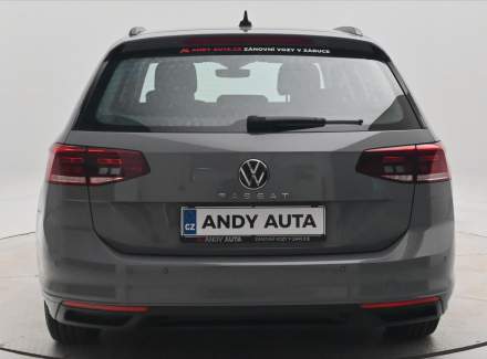 Volkswagen - Passat