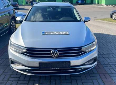 Volkswagen - Passat