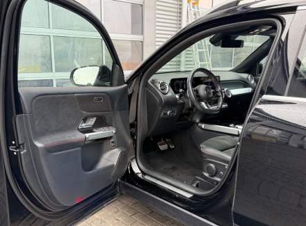 Mercedes-Benz - GLB