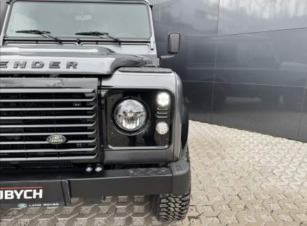 Land Rover - Defender