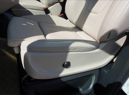 Mercedes-Benz - V-class