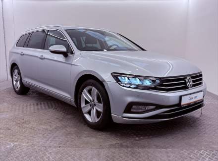 Volkswagen - Passat