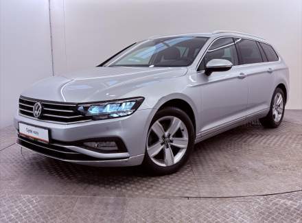 Volkswagen - Passat
