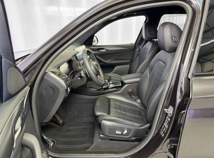 BMW - X3
