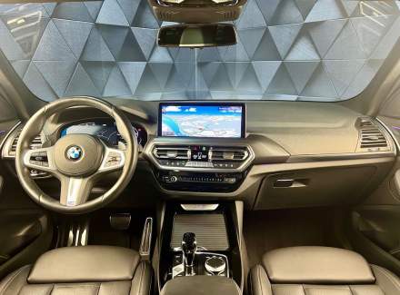 BMW - X3