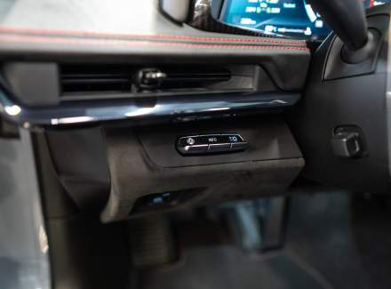 Chevrolet - Corvette