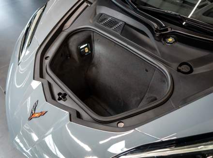 Chevrolet - Corvette