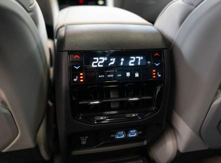 Jeep - Grand Cherokee