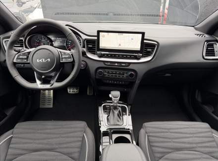 Kia - XCeed