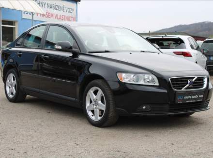 Volvo - S40