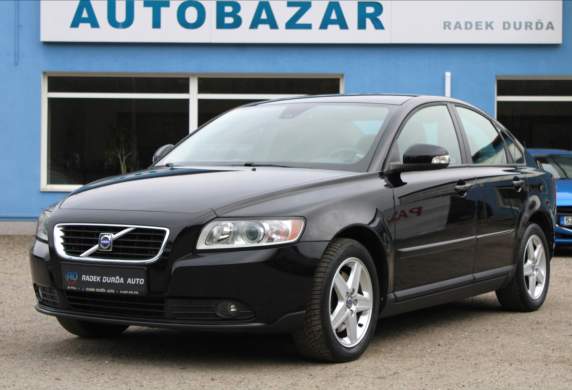 Volvo - S40