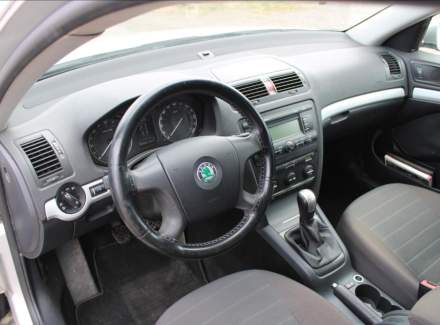 Škoda - Octavia