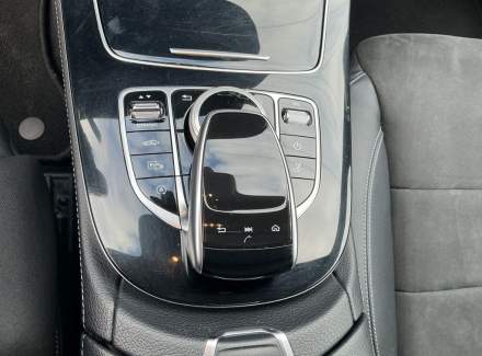 Mercedes-Benz - E-class