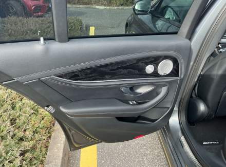 Mercedes-Benz - E-class