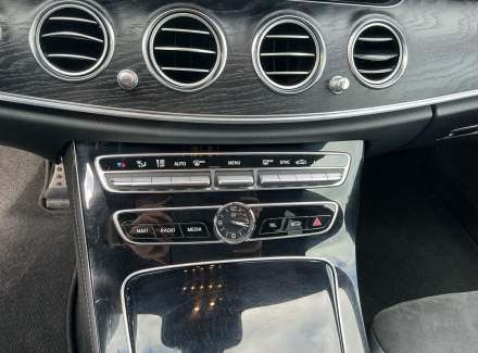 Mercedes-Benz - E-class