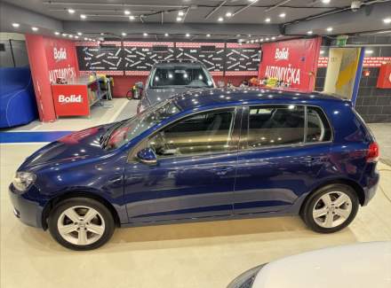 Volkswagen - Golf
