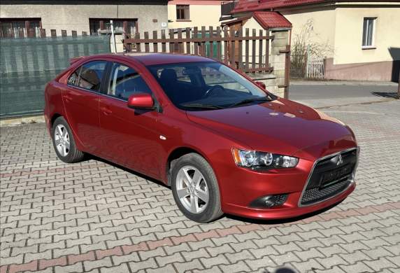Mitsubishi - Lancer